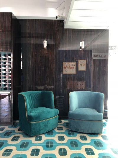 carreaux de ciment bleu seventies